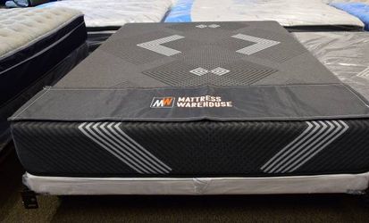 ⚡️All Mattresses Must Go⚡️