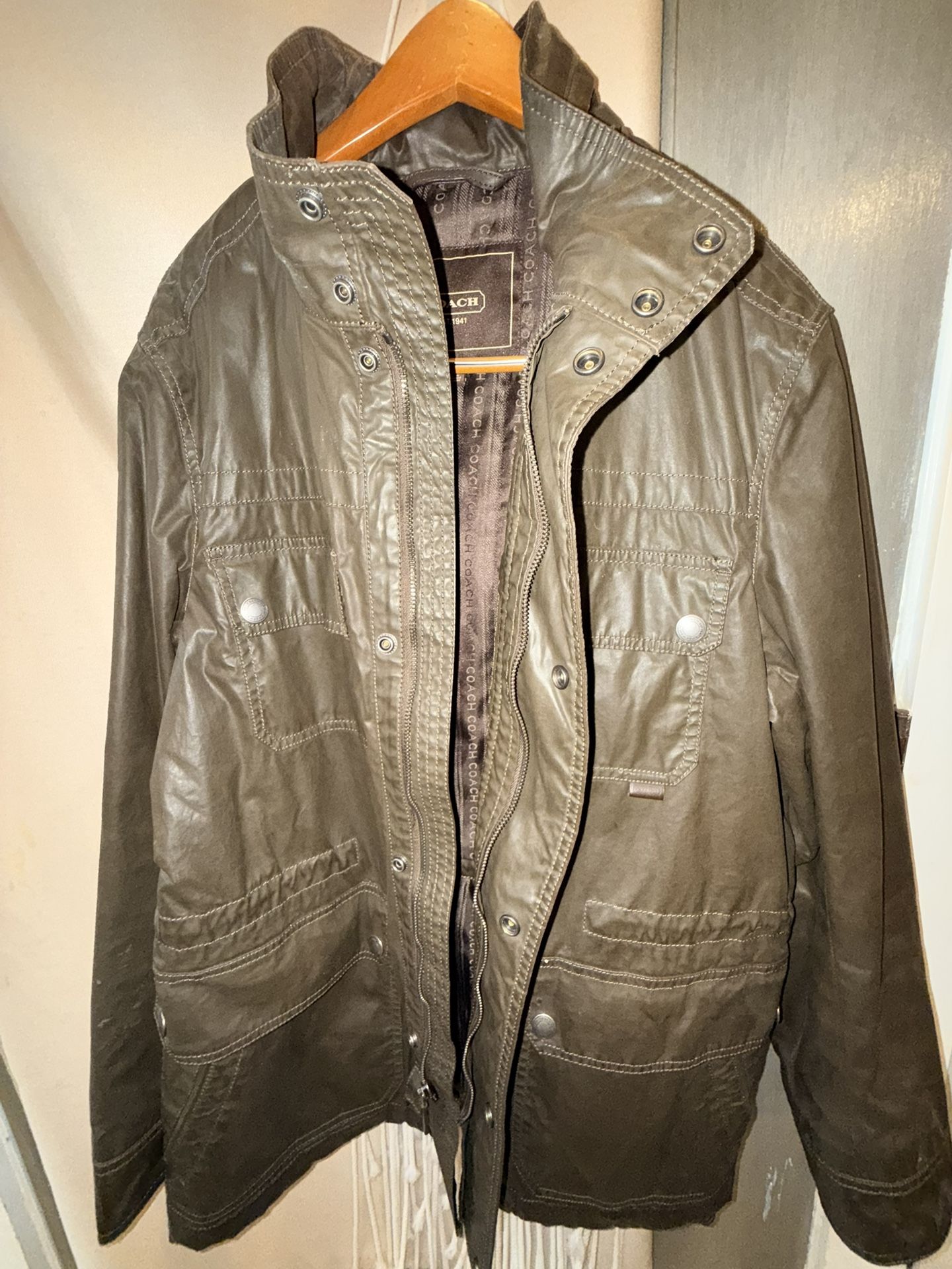 COACH JACKET (M)