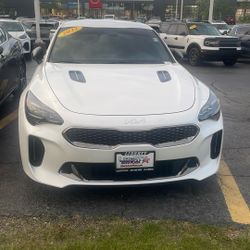 2022 Kia Stinger GT-LINE 