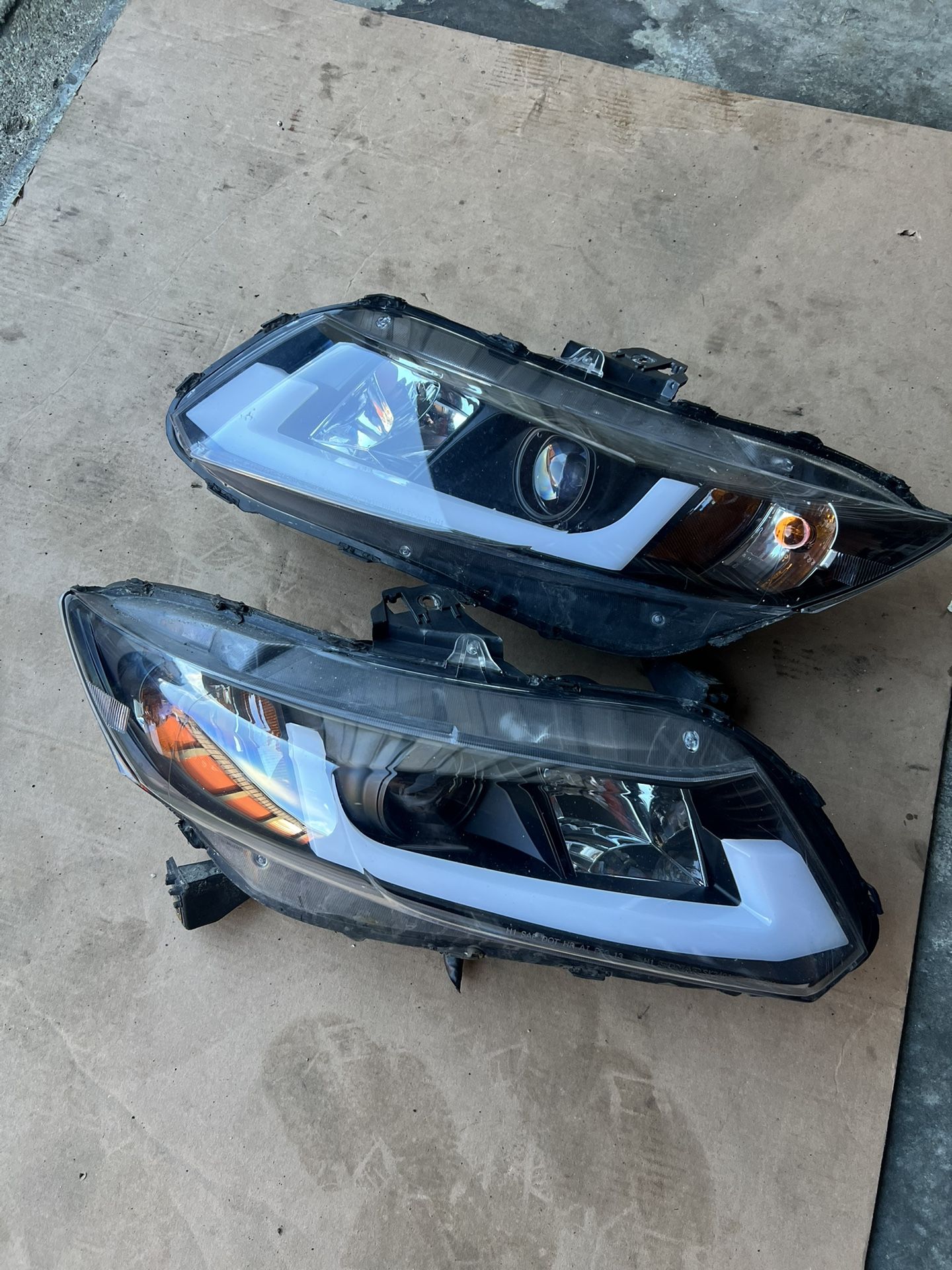 Headlighs Civic 12/15