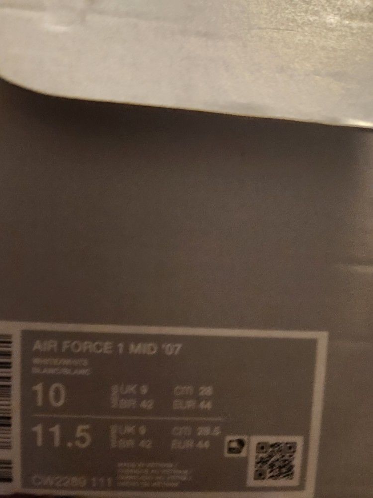 Brand New Air Force 1 Midtop