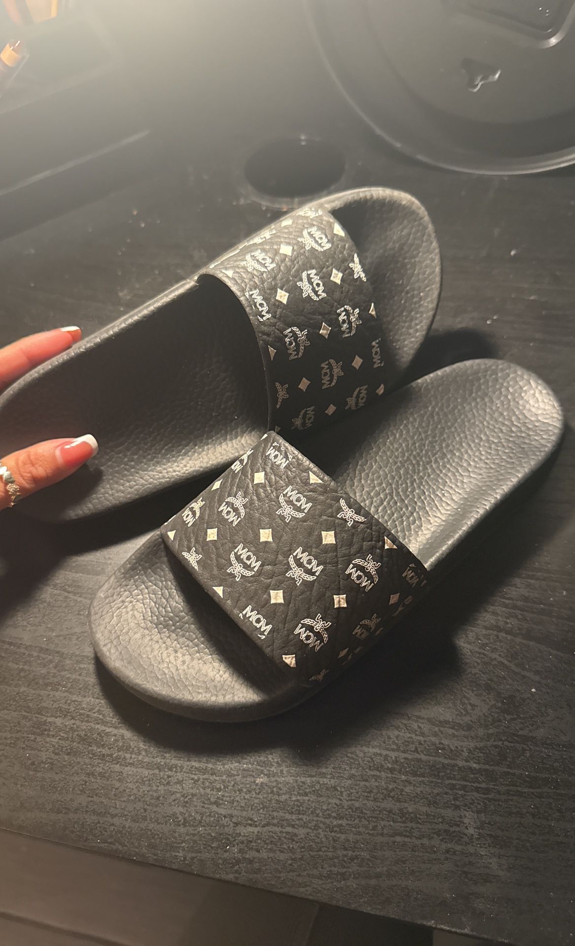 MCM Women slides