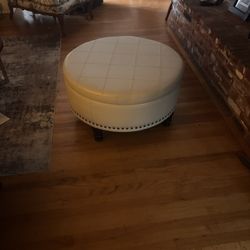 28” Diameter Ottoman With Storage 