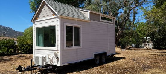 DISCOUNTED TINY HOUSE ON WHEELS IDEAL FOR ADU GUEST HOUSE OR RENTAL UNIT IN STOCK READY TO SHIP
