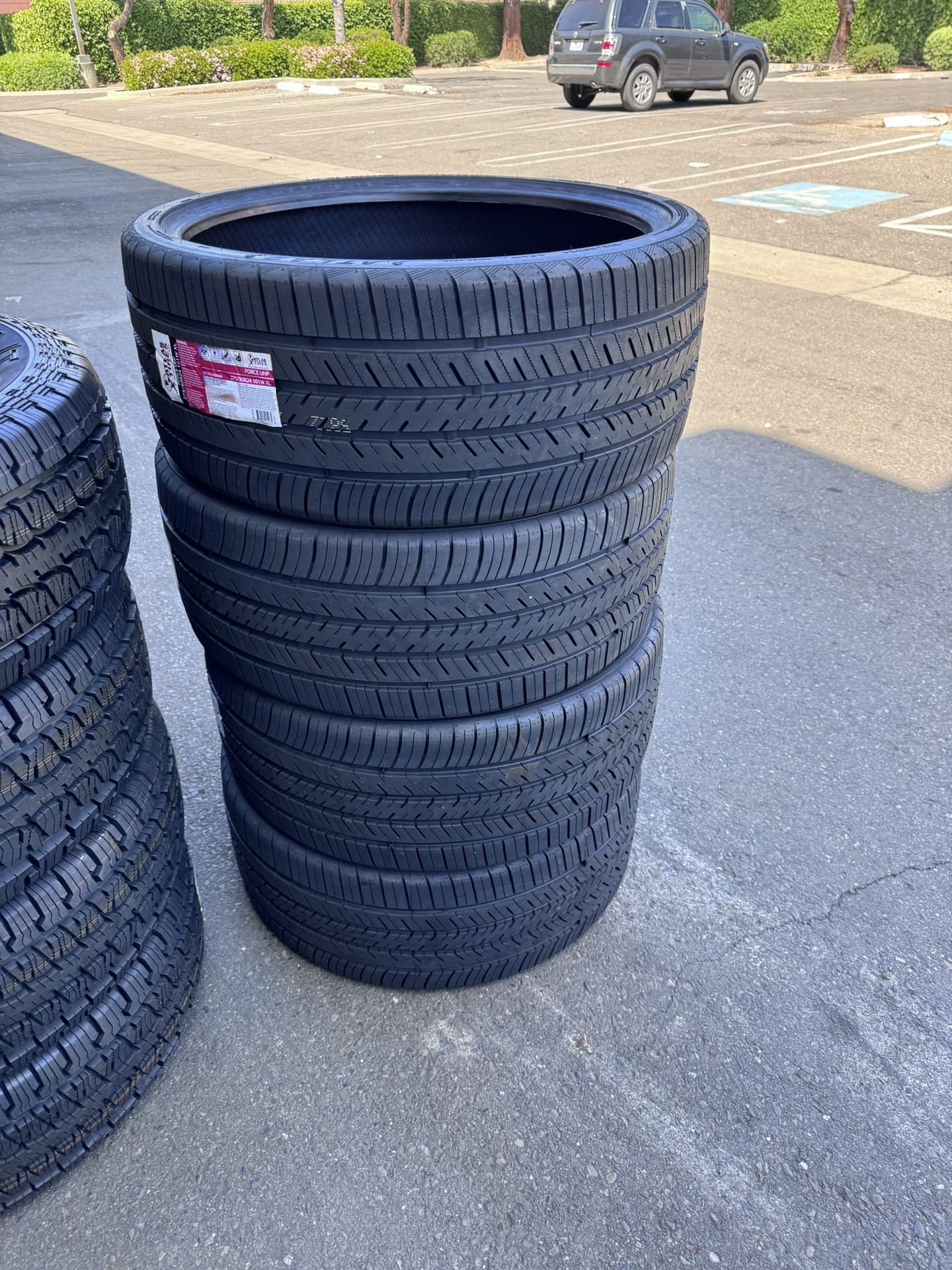 275/30R24 SET OF 4 NEW TIRES WITH INSTALLATION AND BALANCING 