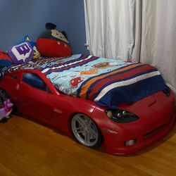 Corvette Bed Set