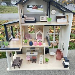 Kids Doll House
