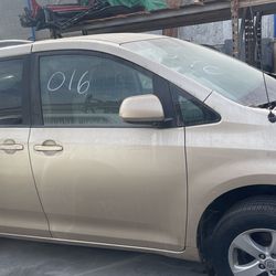 2015 2016 2017 2018 Toyota Sienna Doors