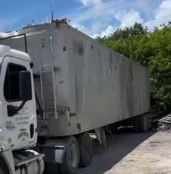 Trailer tipper
