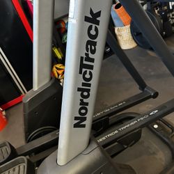Nordic Track Freestride Trainer FS10i