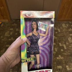 Spice Girls On tour. Posh 12” Action Figure 1998 From Galoob. NIB. See Details
