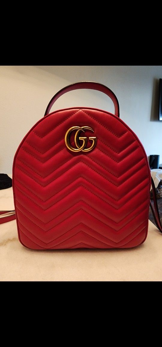 Gucci Red  Authentic 