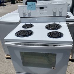Whirlpool Coil Top Stove White Excellent  . Warehouse pricing.   Warranty  . Delivery Available . 2522 Market st. 33901