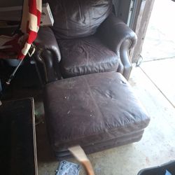 Chair With Foot Stool