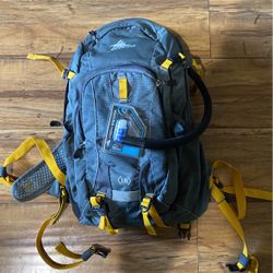 New High Sierra Water Back Pack 