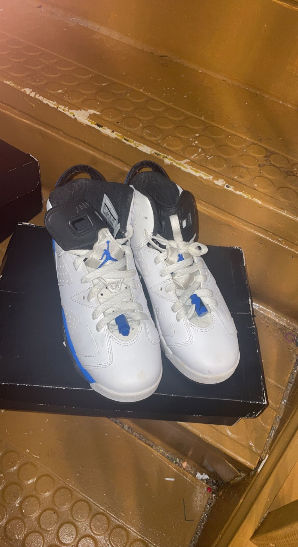 air Jordan Retro 6 Size 6.5