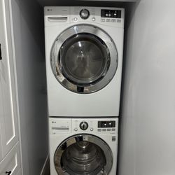 LG Washer And Dryer Gas Stackable 