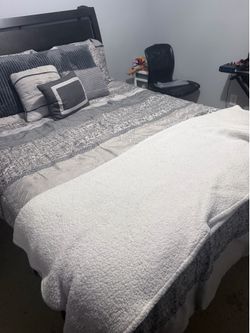 Queen Size Bed for sale