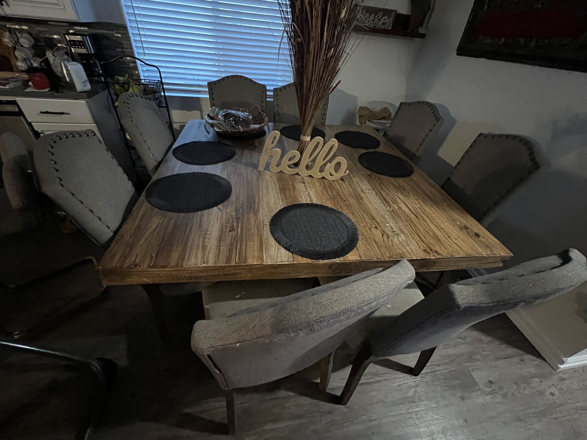 Dining Table 