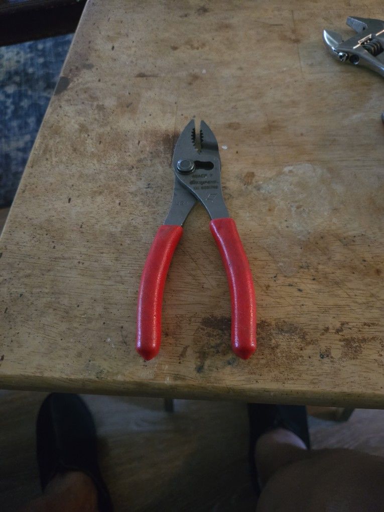 Snap-On Pliers