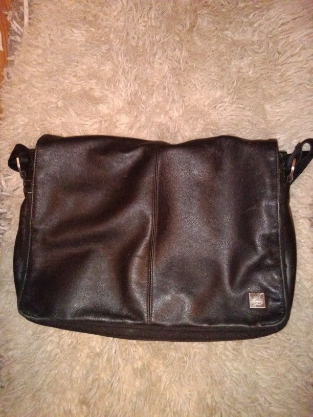 Messenger Bag