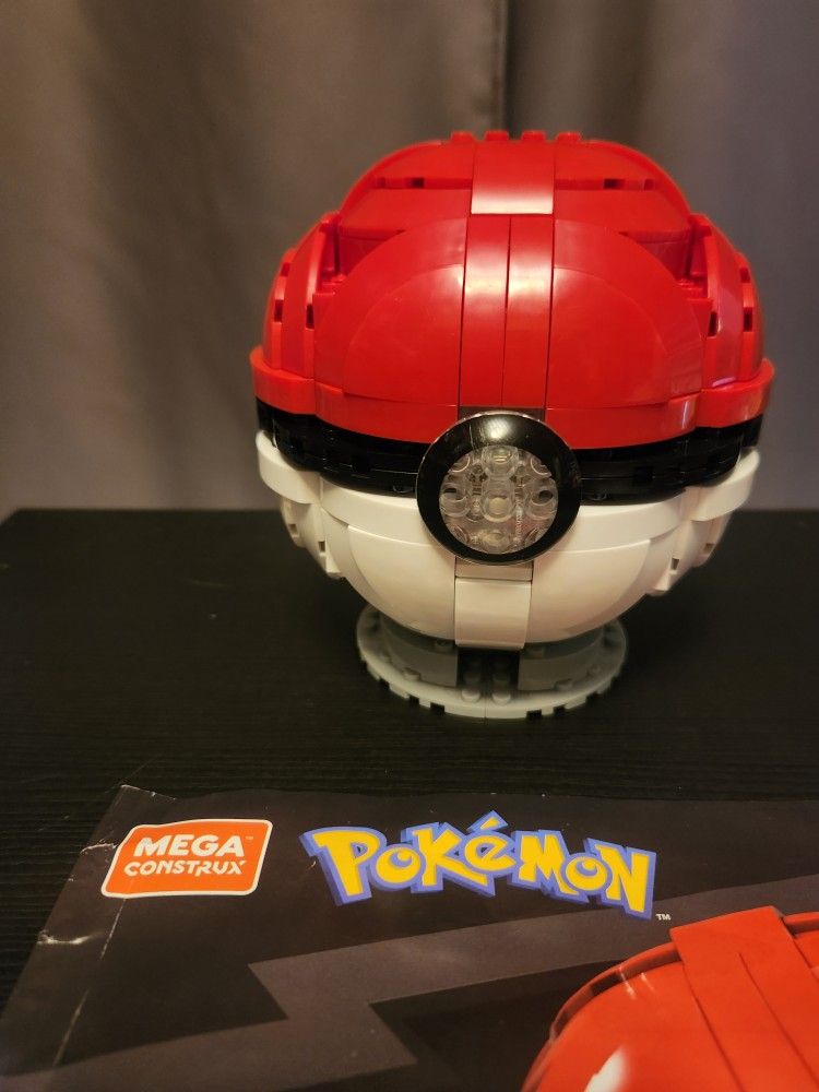 Mega Construx Pokemon Jumbo Poke Ball Bloks Mattel Complete & Light Working