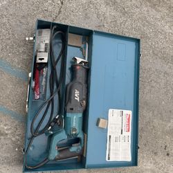 Makita Saw Saw