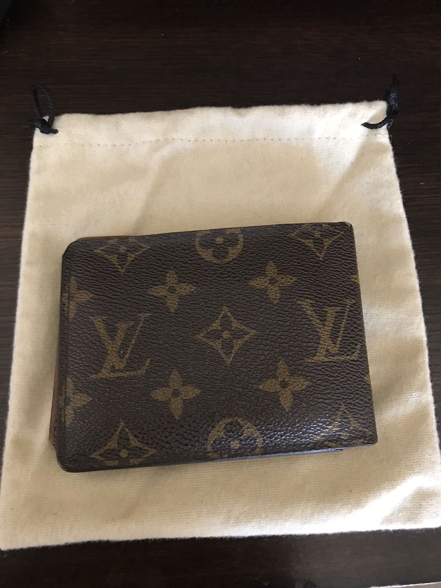 Louis Vuitton men’s wallet