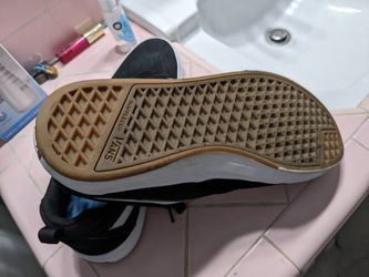 Vans World's #1 Skateboard Shoe PRO for Sale in Whittier, CA Vans World's #1 Skateboard Shoe PRO for Sale in Whittier, CA
