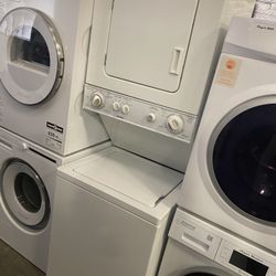 KENMORE 24” LAUNDRY CENTER WASHER DRYER SET COMBO COMPACT ELECTRIC 