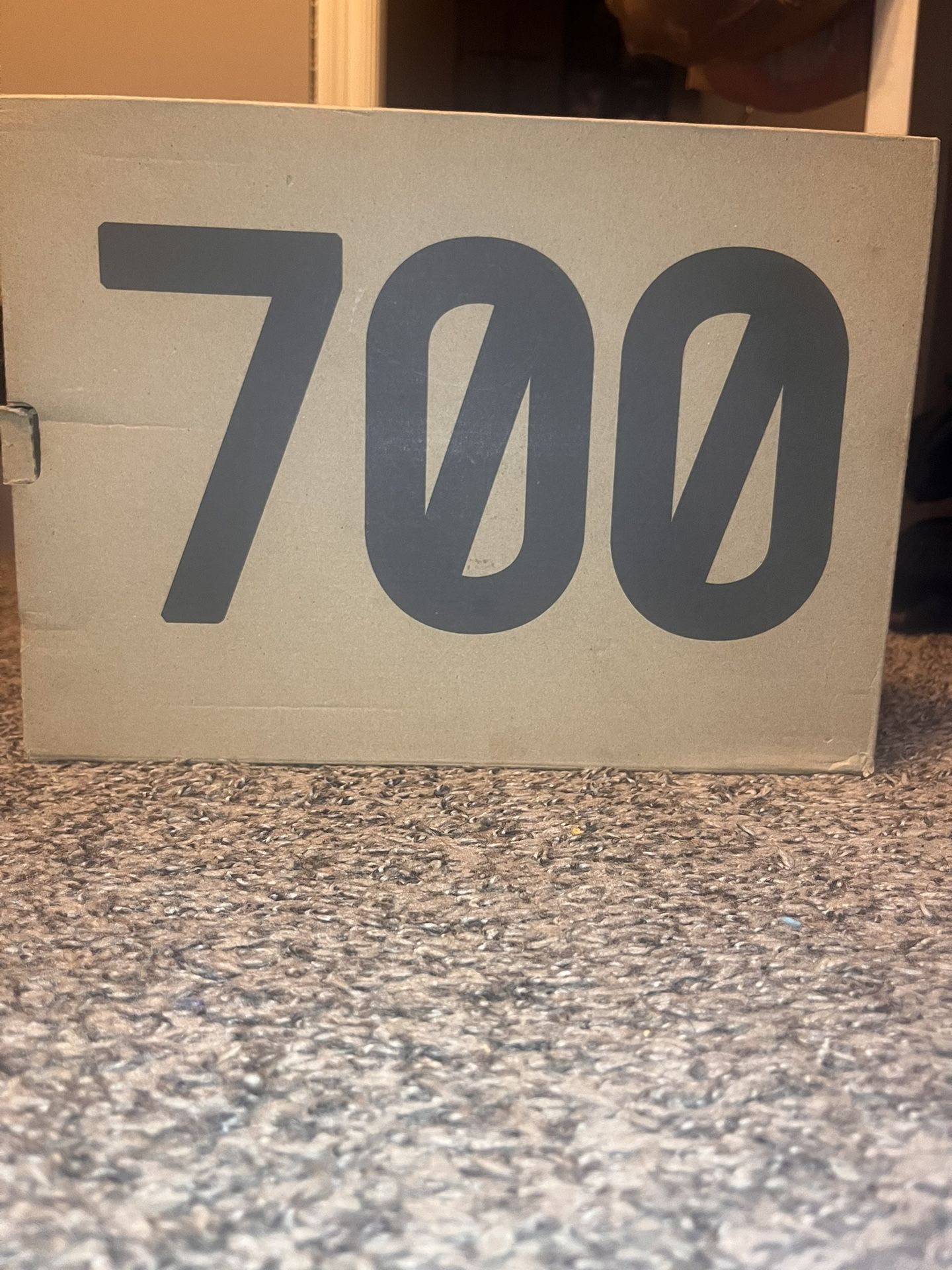 Yezzy 700 Copper Fade 11.5