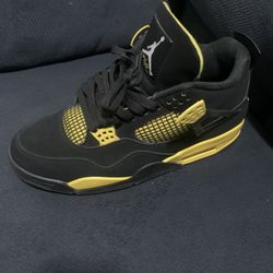 Jordan 4 Yellow Thunder 