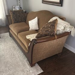 Sleigh Couch