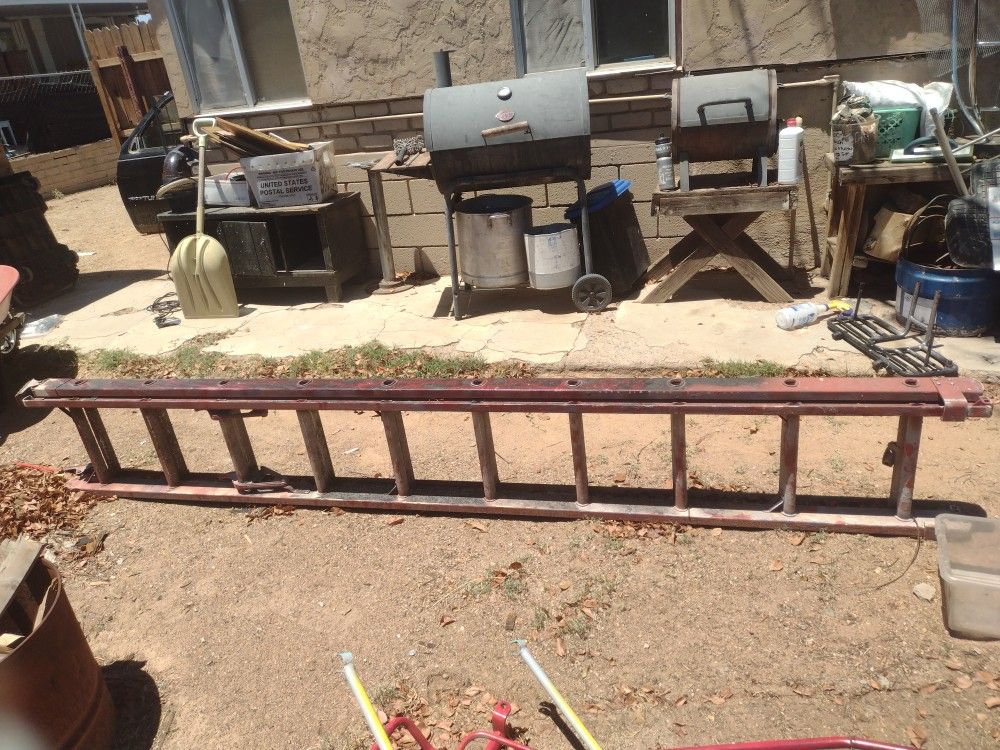 Fiberglass Sliding Ladder