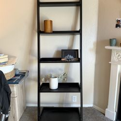 Set of 2 Black Modern Shelves – Gently Used