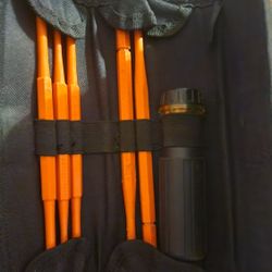 Klein Tools 32288 Insulated Screwdriver, 8-in-1 Screwdriver Set with Interchangeable Blades, 3 Phillips, 3 Slotted and 2 Square Tips
