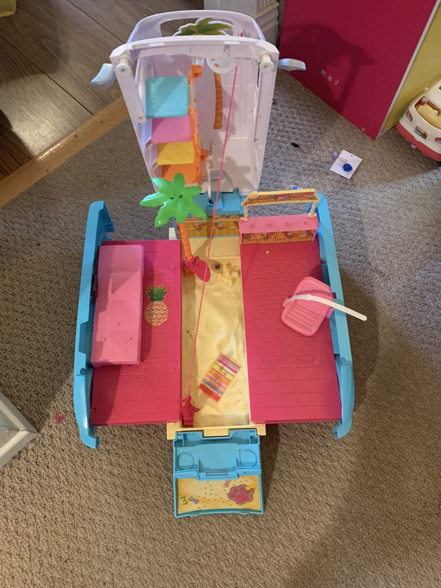 Barbie Ultimate Puppy Mobile Transforming SUV Pet Playset Van