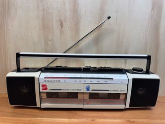 Retro 1980's Sanyo MS450 AM/FM Stereo Radio Boombox Double Cassette (Only Radio Works)