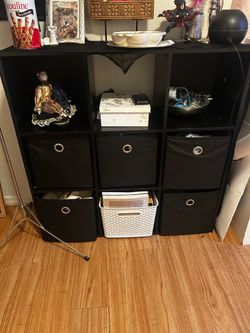 9 Cubed Black shelf