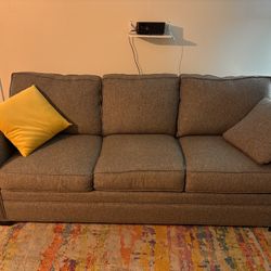 Cindy Crawford 2020 Sleeper sofa