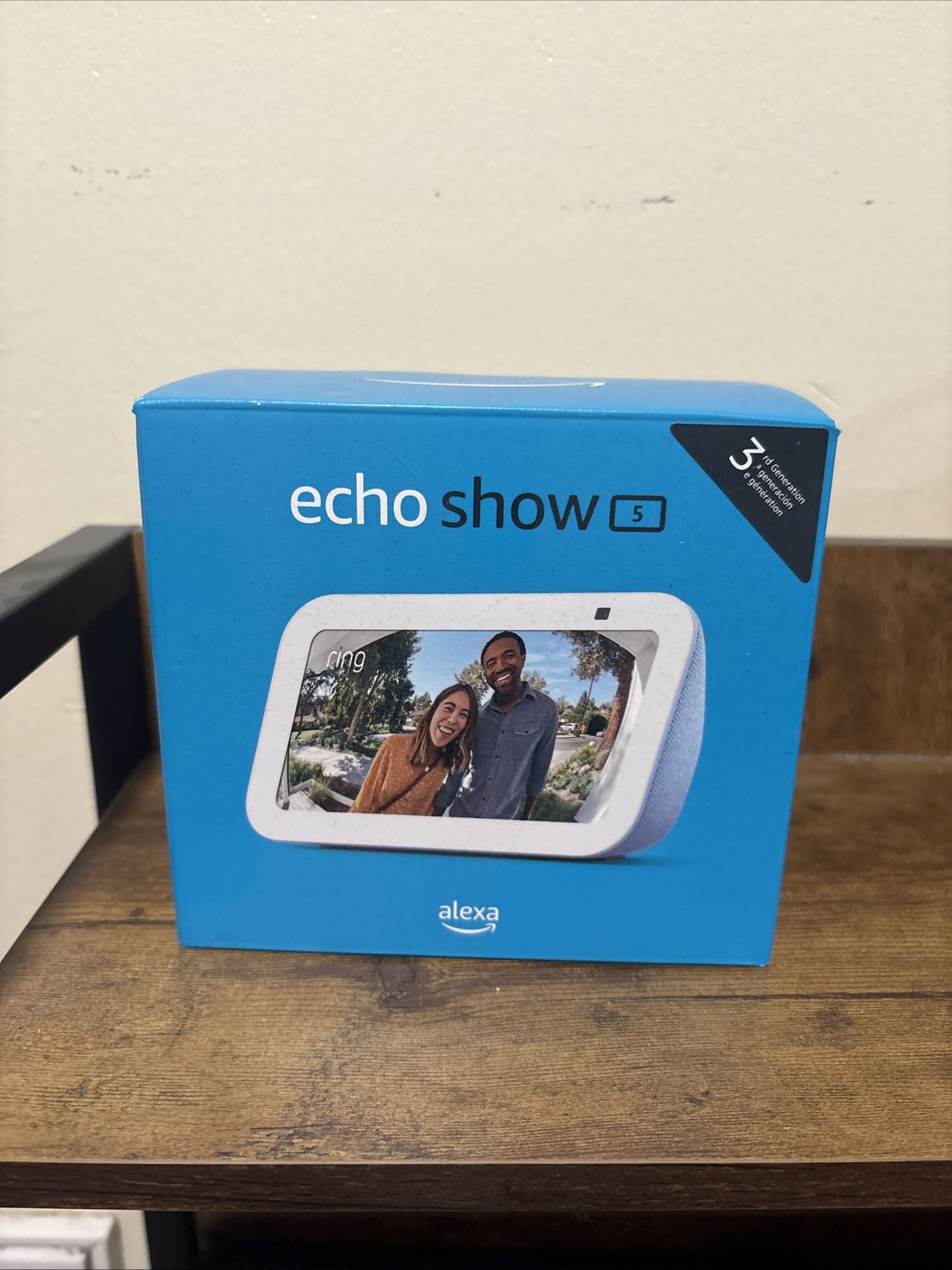 Brand New Echo Show 5 (3rd Gen, 2023 Release) Smart Display with Alexa – Glacier White