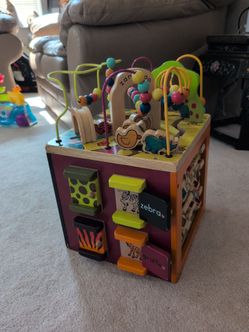 Zany Zoo Wooden Play Cube