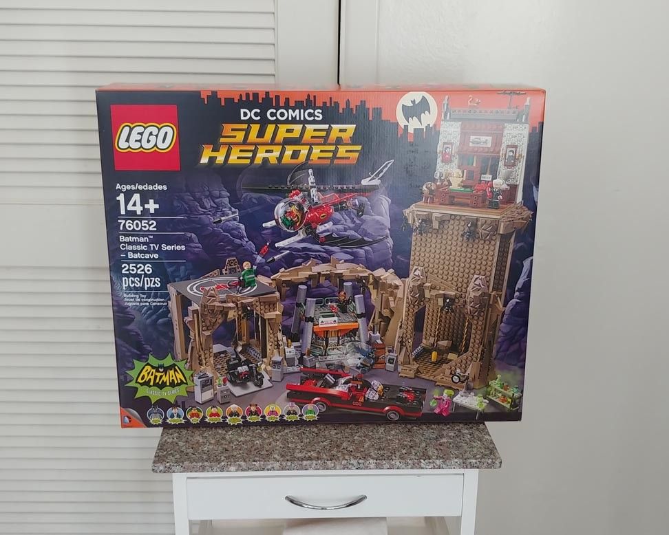 Lego 76052 DC Comics Batman Classic Tv Series Batcave