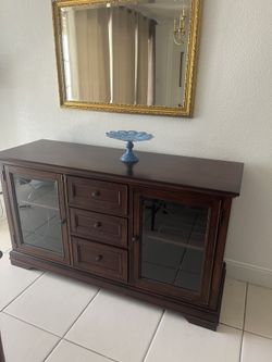 Furniture Perfect Condition Glass Door 3 Drawer Location Pinecrest
