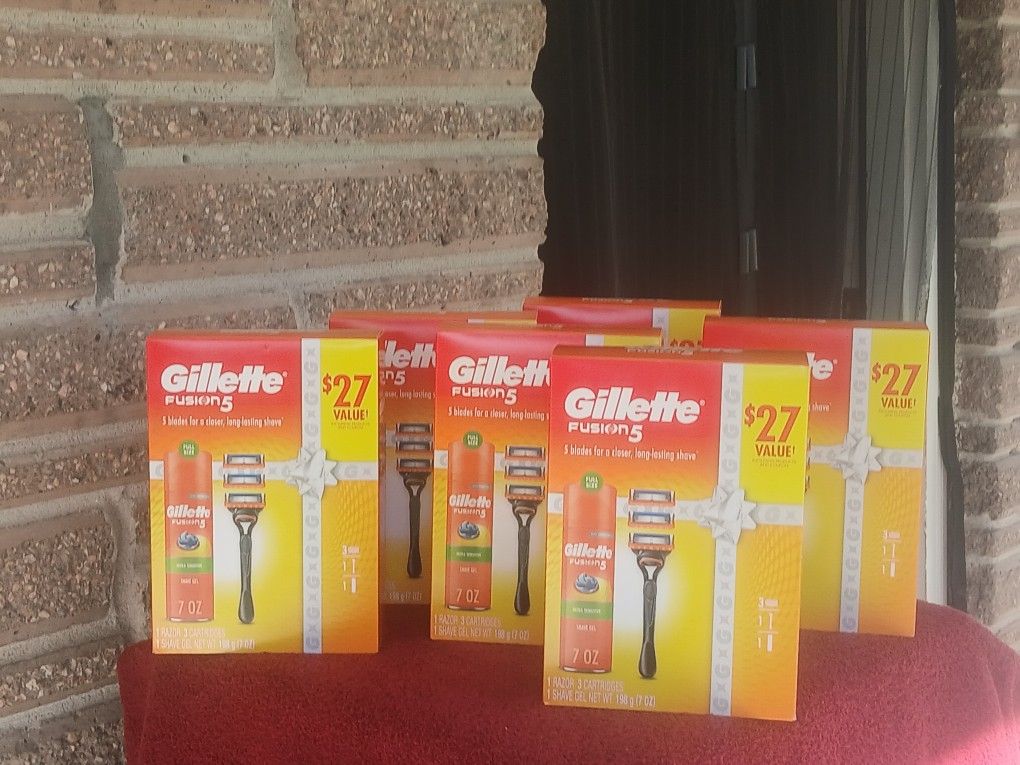 $10 FATHER'S DAY GIFTS! "GILLETTE" FUSION 5 Gift Sets