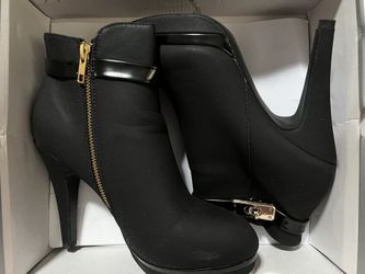 Black Ankle Boots Size 7.5