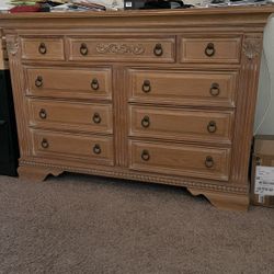 Solid Wood Queen Bedroom Set