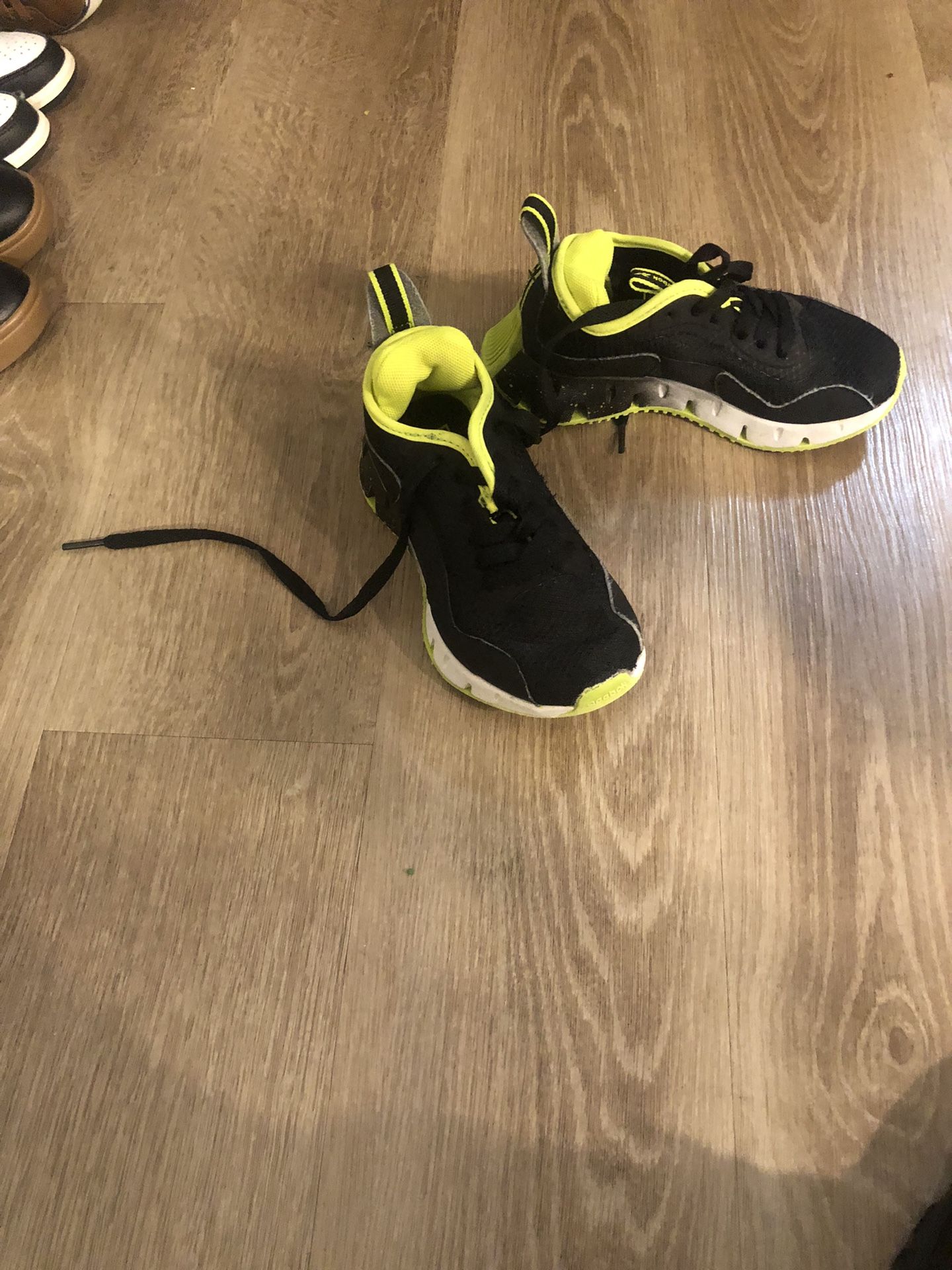 Size 11c Tennis Shoes