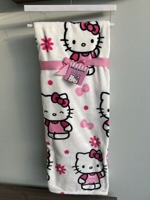 Hello Kitty Blanket