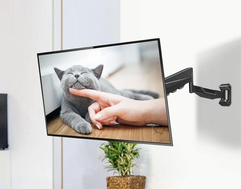 TV Mount / New in Box